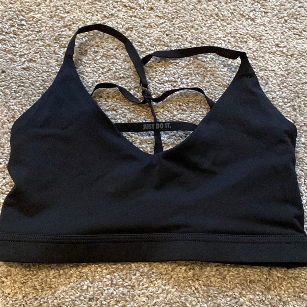 Nike sports bra black size small
